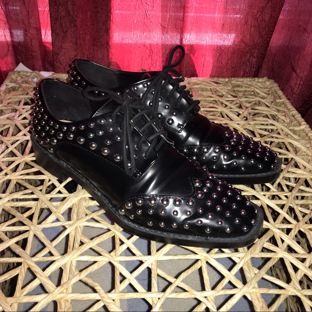 Zara Limited Edition Studded Derby Flats Size 5 Black with Silver Studs